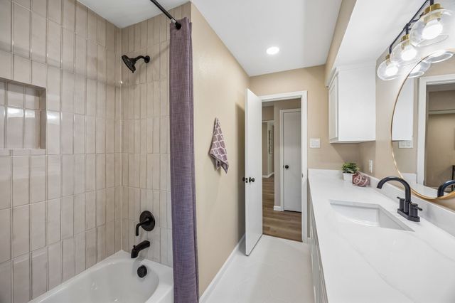 1725 Bardfield Avenue, Garland, TX 75041