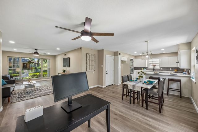 1725 Bardfield Avenue, Garland, TX 75041