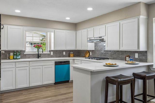 1725 Bardfield Avenue, Garland, TX 75041