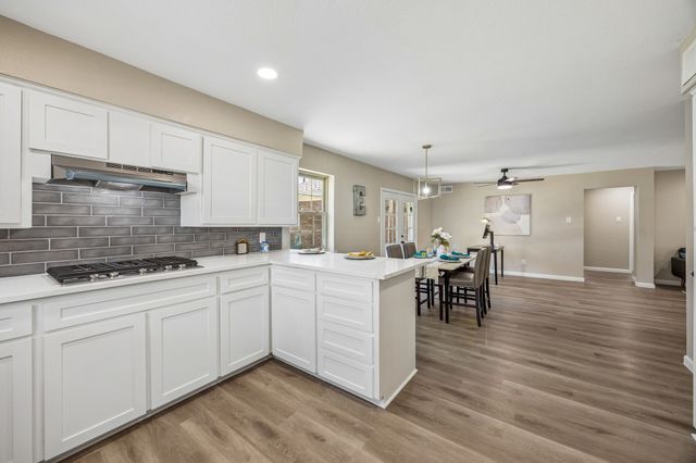 1725 Bardfield Avenue, Garland, TX 75041