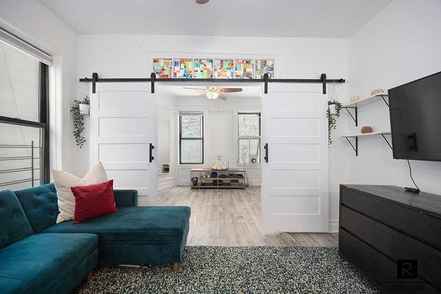 1993 Amsterdam Ave Apt 33, New York City, NY 10032