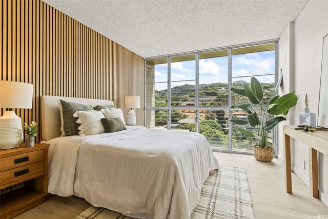 1687 Pensacola Street 1004, Honolulu, HI 96822