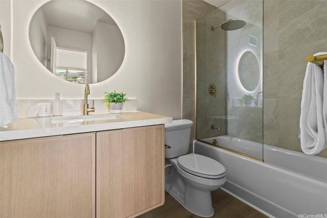 1687 Pensacola Street 1004, Honolulu, HI 96822