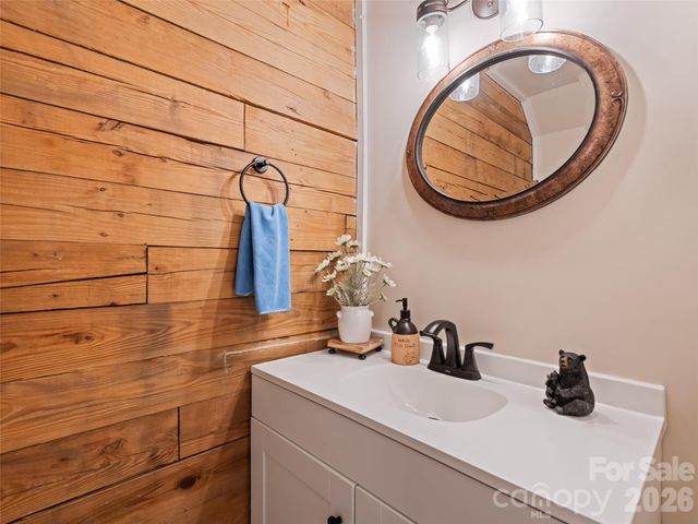 30 Katydid Lane, Maggie Valley, NC 28751
