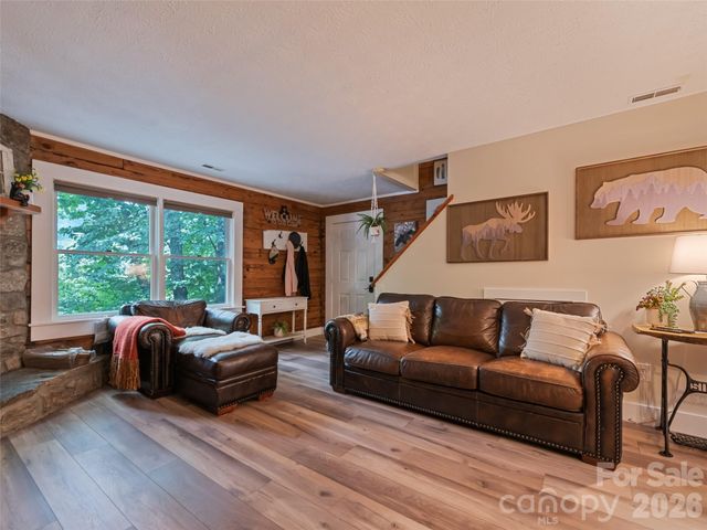 30 Katydid Lane, Maggie Valley, NC 28751