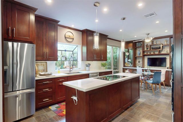 734 Plainwood Drive, Houston, TX 77079