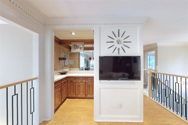 734 Plainwood Drive, Houston, TX 77079