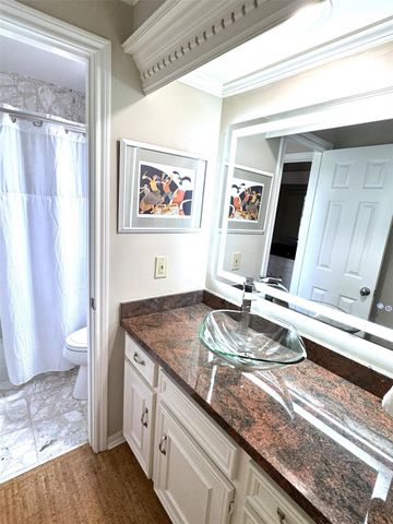 734 Plainwood Drive, Houston, TX 77079