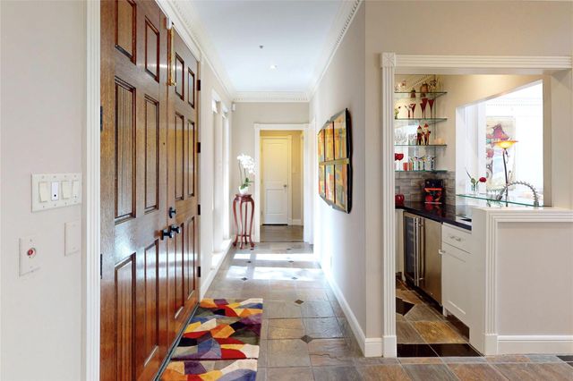 734 Plainwood Drive, Houston, TX 77079