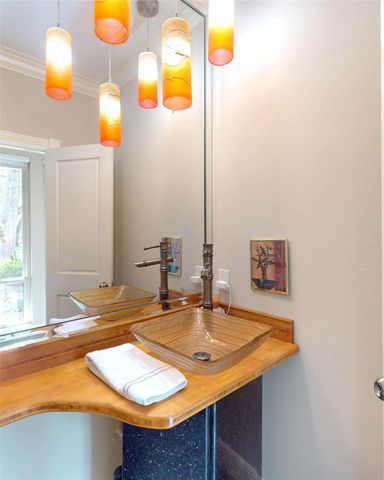 734 Plainwood Drive, Houston, TX 77079