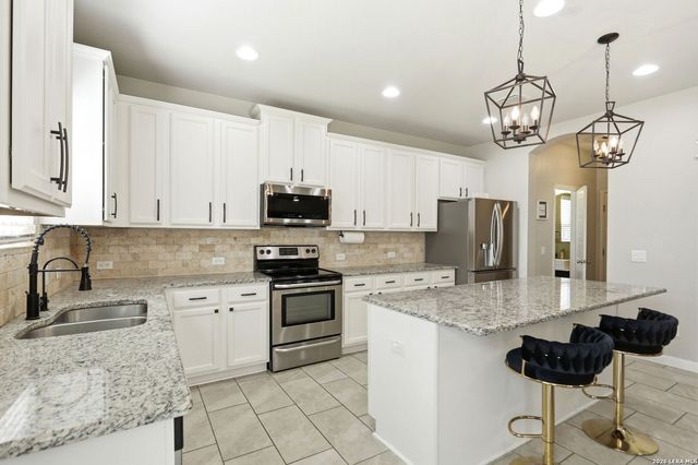 529 Saddle Gln, Cibolo, TX 78108