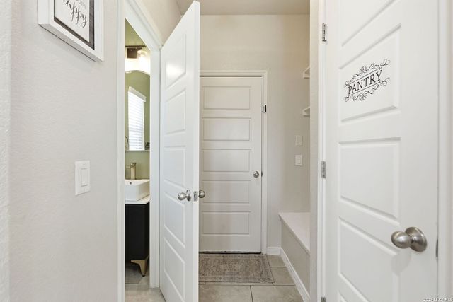 529 Saddle Gln, Cibolo, TX 78108