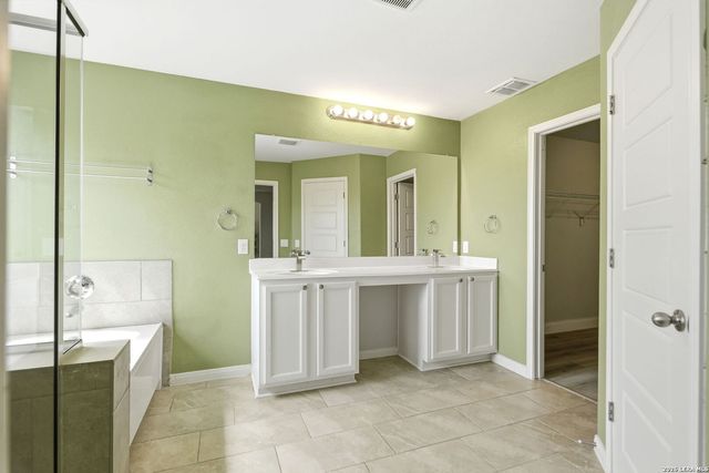 529 Saddle Gln, Cibolo, TX 78108