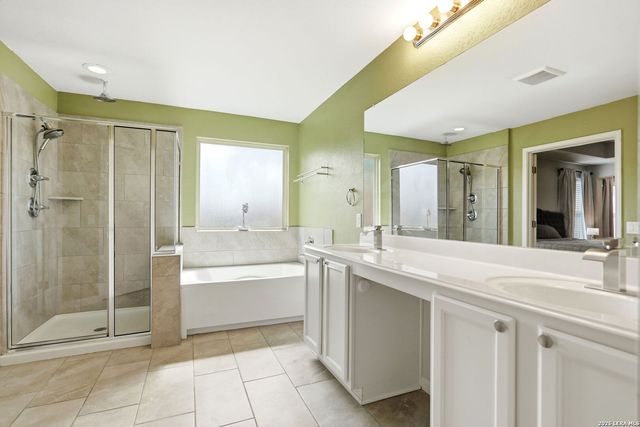 529 Saddle Gln, Cibolo, TX 78108