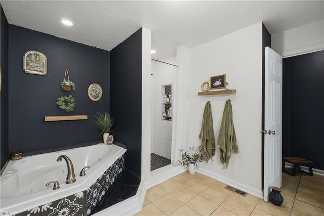 1027 Simpson Ditch RD, Elizabeth City, NC 27909