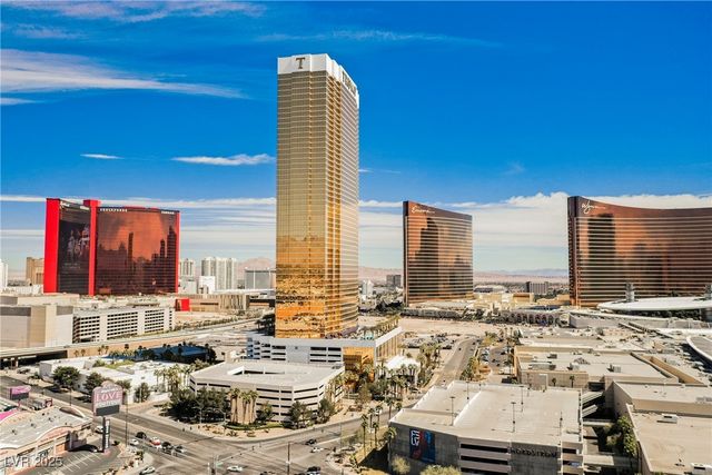 2000 North Fashion Show Drive 4301, Las Vegas, NV 89109