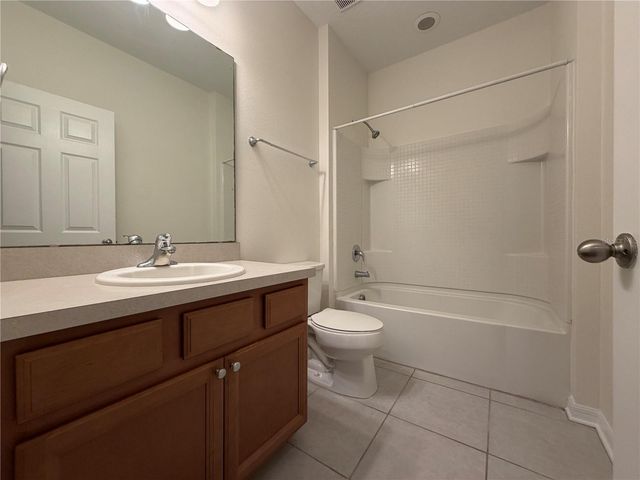 1018 CAPITOL HILL COURT, Apopka, FL 32703