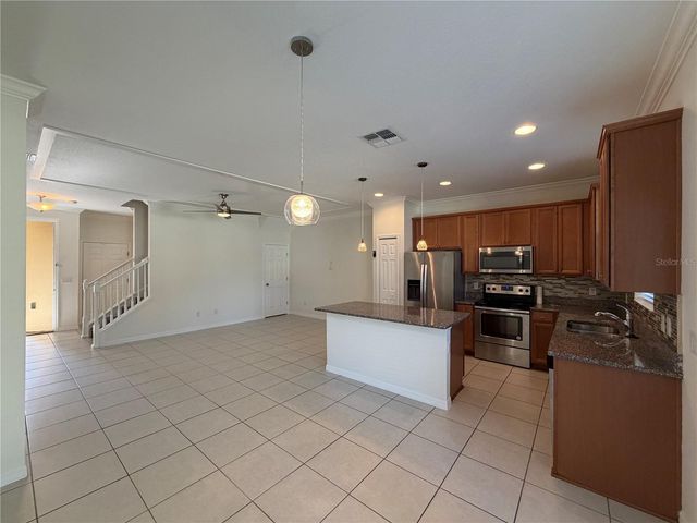1018 CAPITOL HILL COURT, Apopka, FL 32703