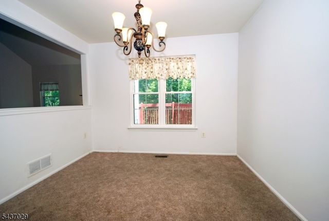 34 Delaware Ln, Branchburg Twp., NJ 08876