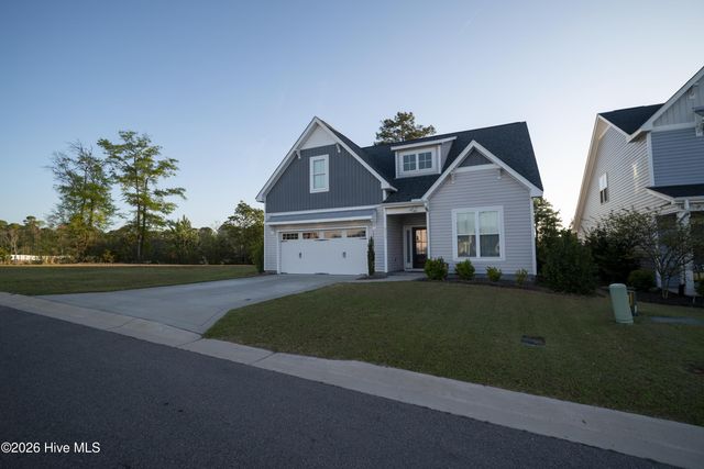 6033 Sand Ridge Avenue, Wilmington, NC 28409
