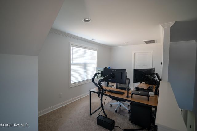 6033 Sand Ridge Avenue, Wilmington, NC 28409