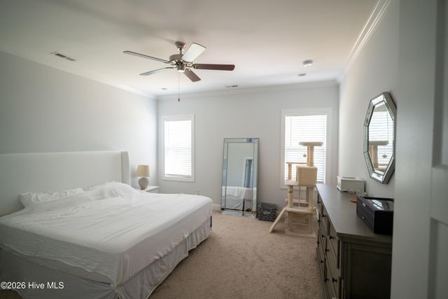 6033 Sand Ridge Avenue, Wilmington, NC 28409