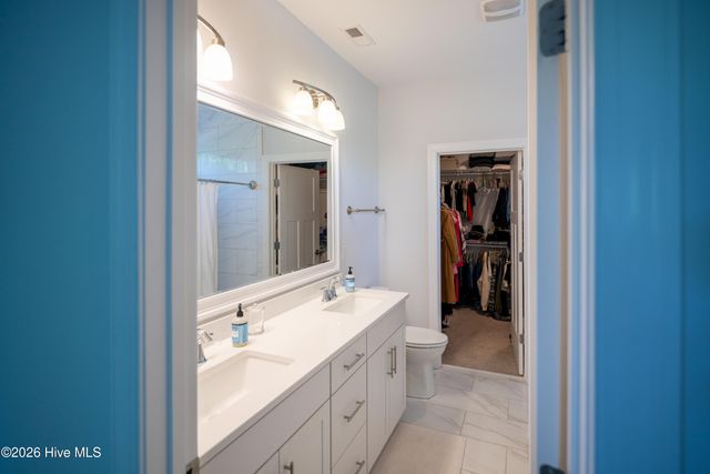 6033 Sand Ridge Avenue, Wilmington, NC 28409