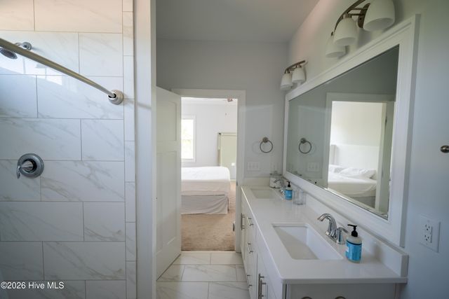 6033 Sand Ridge Avenue, Wilmington, NC 28409