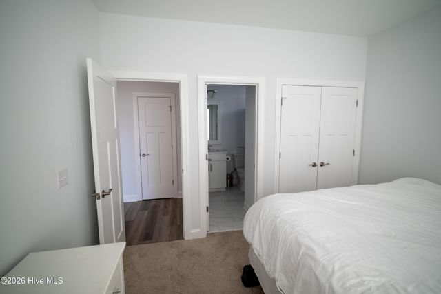 6033 Sand Ridge Avenue, Wilmington, NC 28409