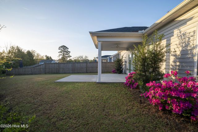 6033 Sand Ridge Avenue, Wilmington, NC 28409