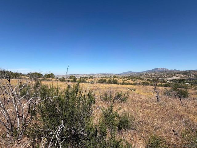 Boulder Vista Drive, Aguanga, CA 92536