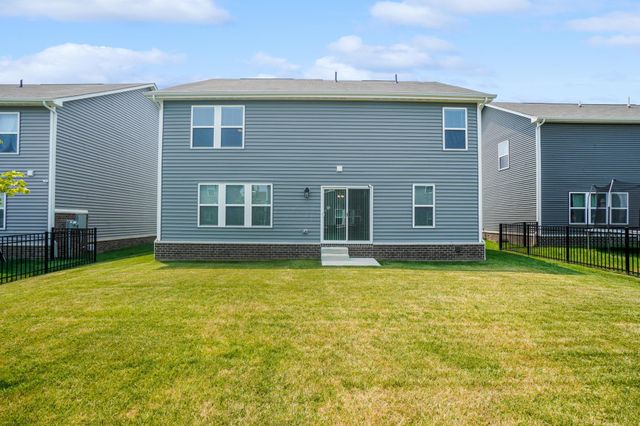 1034 Queen Bee Place, Grove City, OH 43123