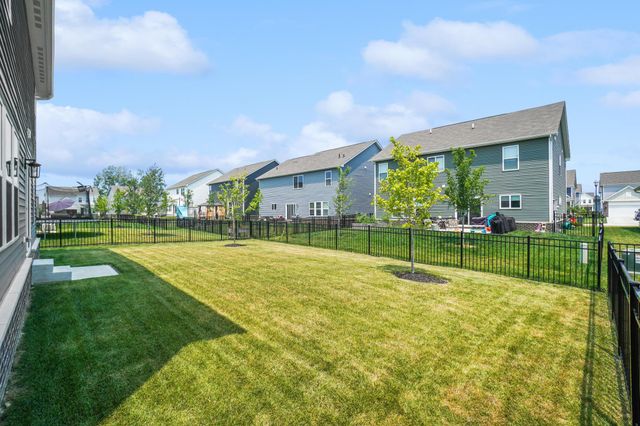 1034 Queen Bee Place, Grove City, OH 43123