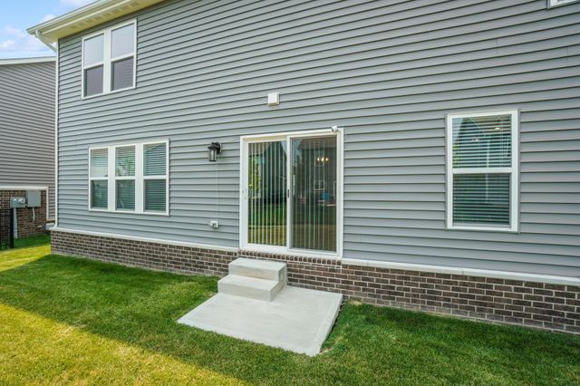 1034 Queen Bee Place, Grove City, OH 43123