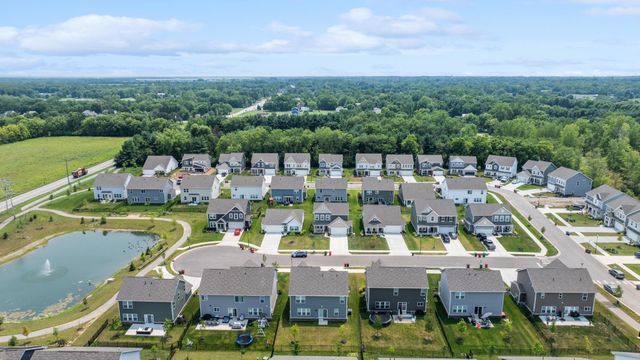 1034 Queen Bee Place, Grove City, OH 43123