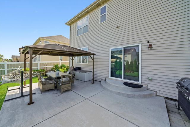 749 N Misty Ridge Drive, Romeoville, IL 60446