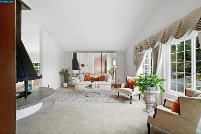 1220 Fascination Cir, Richmond, CA 94803