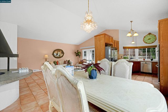 1220 Fascination Cir, Richmond, CA 94803