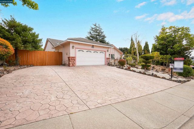 1220 Fascination Cir, Richmond, CA 94803