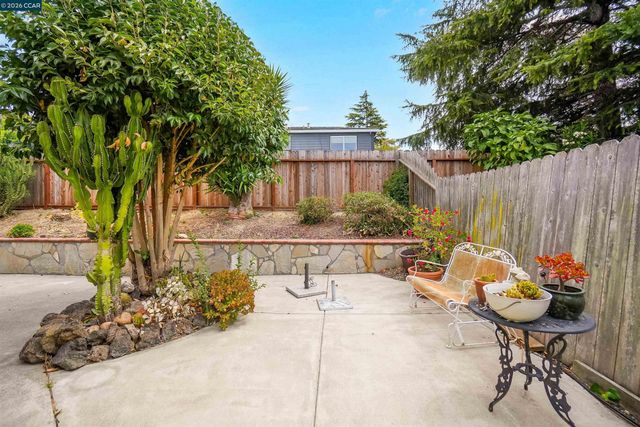 1220 Fascination Cir, Richmond, CA 94803