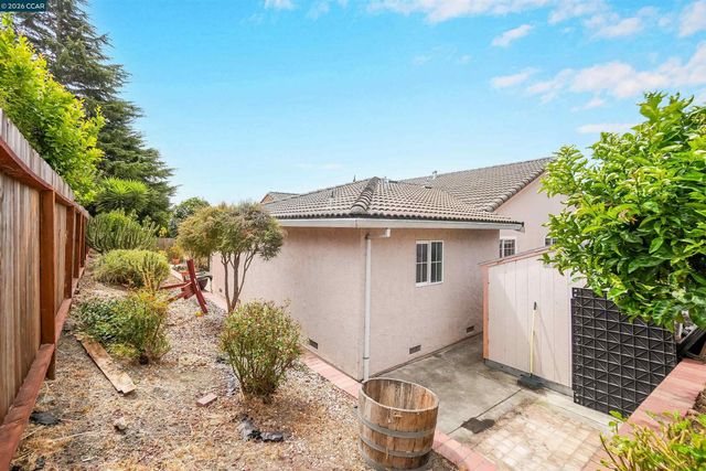 1220 Fascination Cir, Richmond, CA 94803