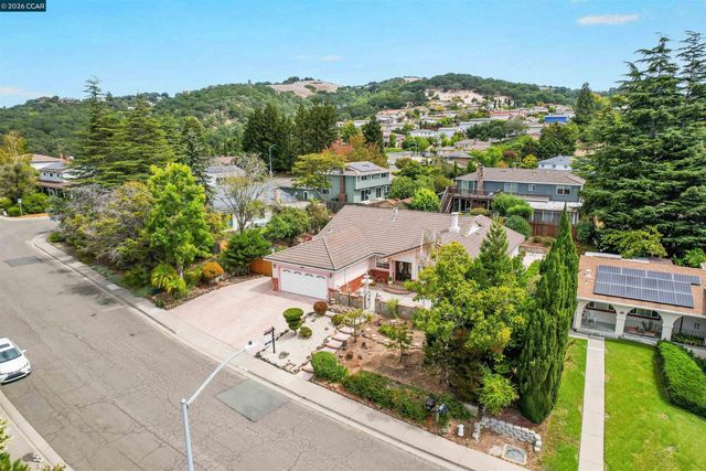 1220 Fascination Cir, Richmond, CA 94803