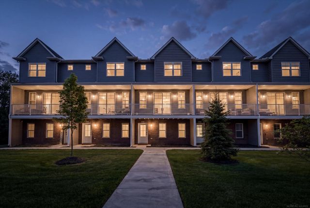 3981 Trailway Commons Circle, Auburn Hills, MI 48326
