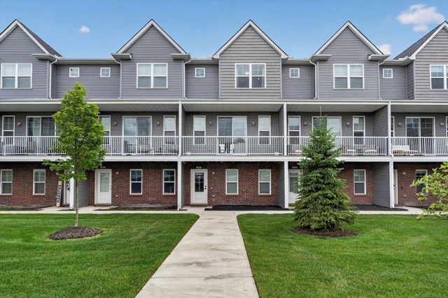 3981 Trailway Commons Circle, Auburn Hills, MI 48326