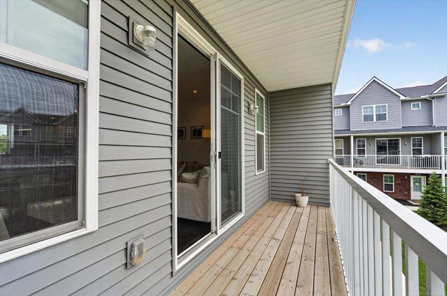 3981 Trailway Commons Circle, Auburn Hills, MI 48326