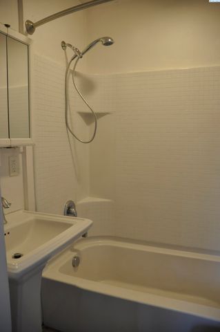 635 SE Holbrook Pl, Pullman, WA 99163