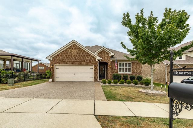240 Preston Ln, Gallatin, TN 37066
