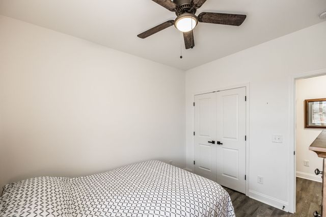 240 Preston Ln, Gallatin, TN 37066