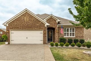240 Preston Ln, Gallatin, TN 37066