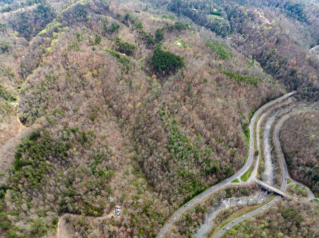 4274 S King Branch Road, Sevierville, TN 37876